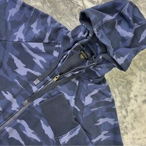 Athleta Blue Camo Hoodie Womens Small Tall ST Triumph Full Zip Sweatshirt Jacket